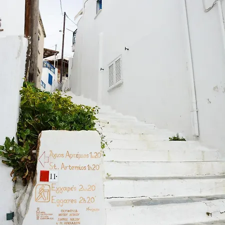 Apartment Dryades House In *